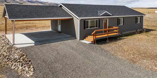 331 Homestead Lane