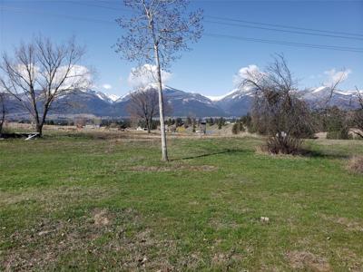 542 Pioneer Way