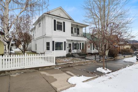 1032 S Wyoming Street