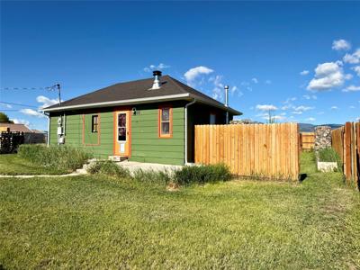 1010 Sunset Drive