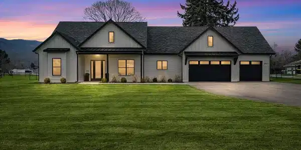 2417 McCauley Lane