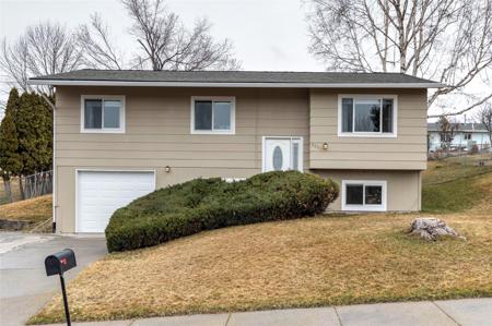 6000 Mainview Drive