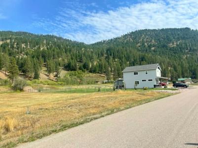 Lot 13 Pamin Loop