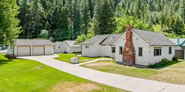 215 Recreation Road