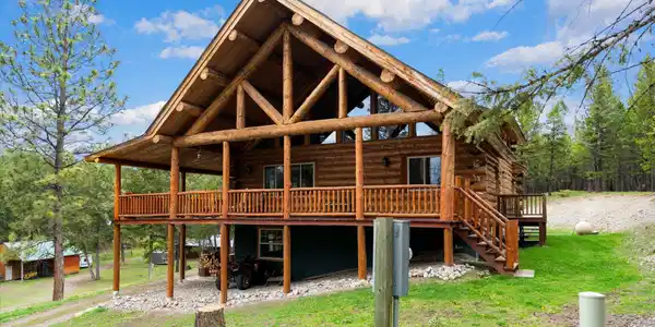 226 Angel Trail