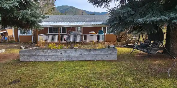 22255 Wallace Creek Road