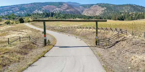 000 South Pastures
