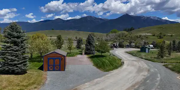 438 Kingfisher Loop
