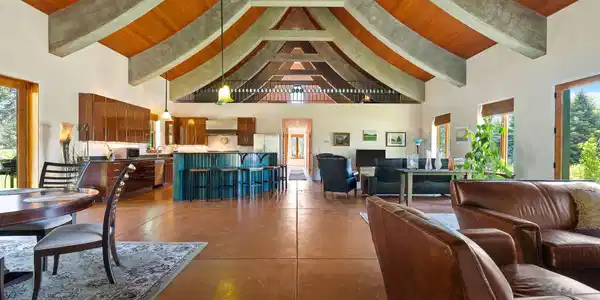 233 Coverdell Road