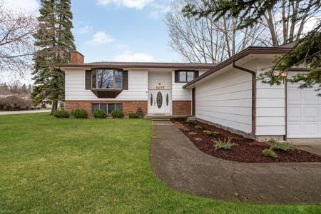 1207 6th Avenue W