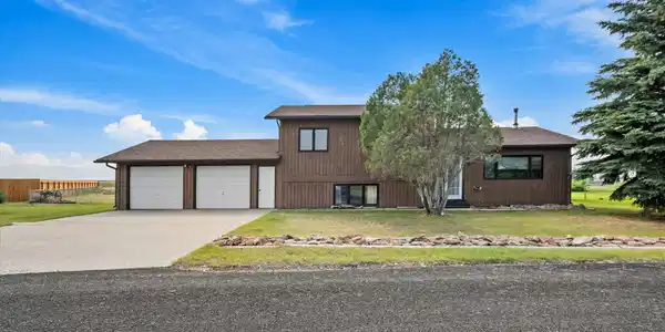 2994 Canal Circle