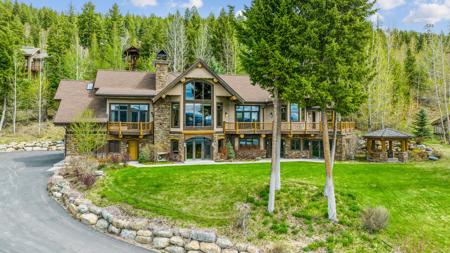 140 S Prairiesmoke Circle