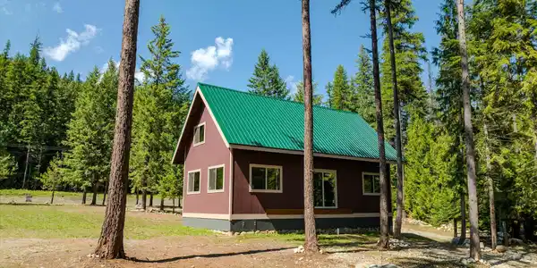 8556 Yaak River Road