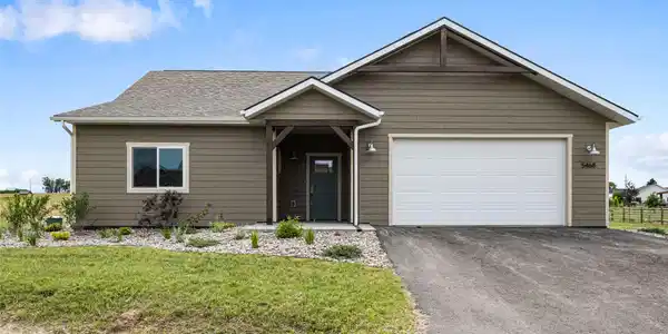 5468 Fireweed Loop