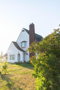 301 E Crawford Street