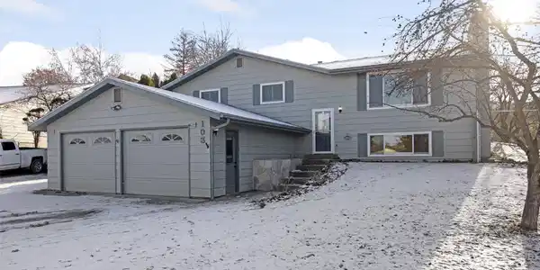 103 Elmhurst Court