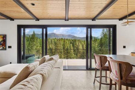 172 E Many Lakes Drive