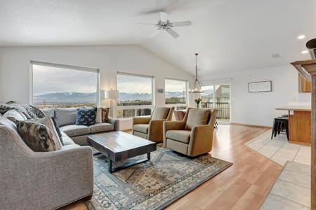 4360 Nicole Court