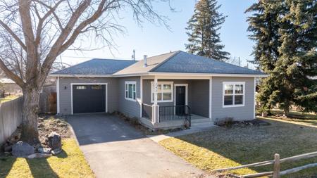 2431 S 8th Street W