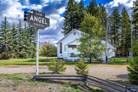 5095 Highway 2 W