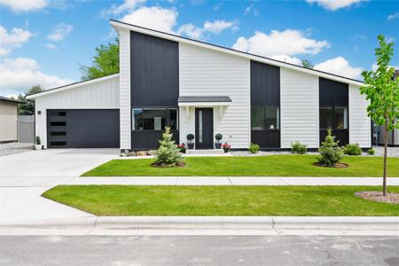 3409 Goldenrod Lane
