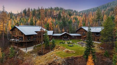 1725 Lion Mountain Drive