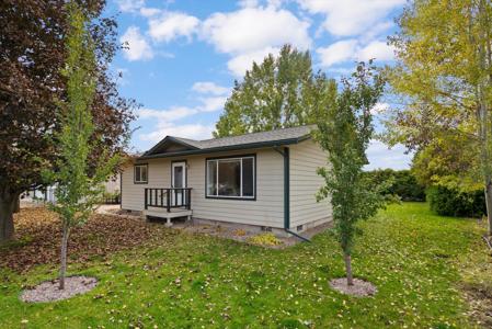 1156 Falcon Acres Loop
