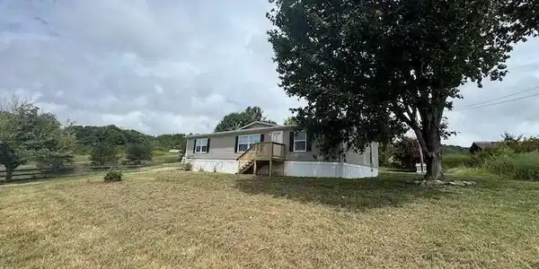 240 Guthries Greene Rd