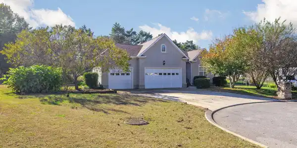 8676 Bluegrass Lane
