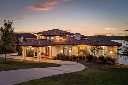 4415 Sailmaker Circle