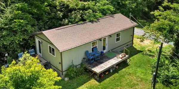1424 Clabo Hollow Road