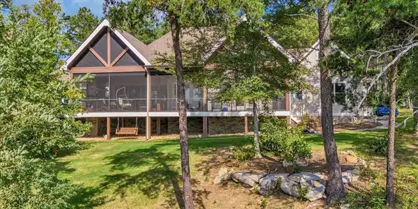 209 Moonshine Drive