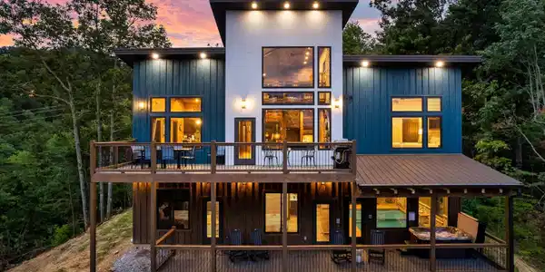 2420 Cove Mtn Lane