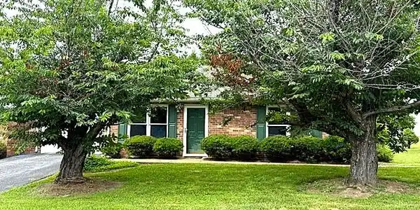 1130 Horse Mountain Rd