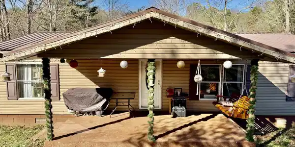 969 Mountain Vista Road