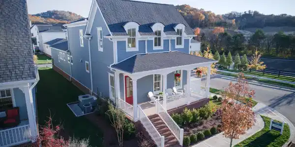 800 Horizon Dr