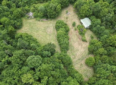 98 Hackett Valley Rd