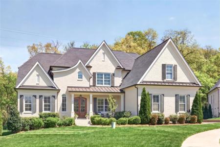 2708 Eglington Ter