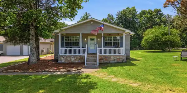464 Brown Rd