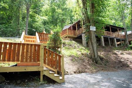 3891 Holmes Creek Rd