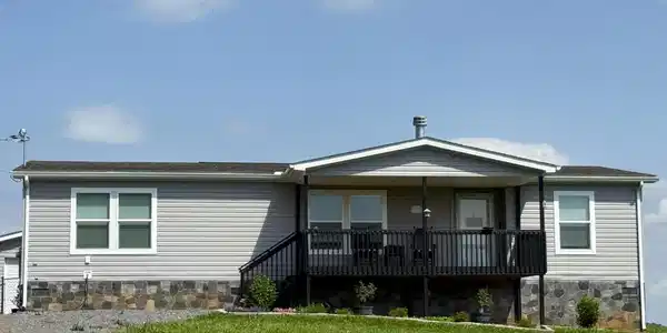1066 Highland Meadows Way