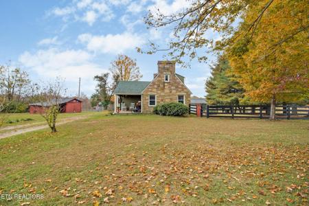 866 Open Range Rd