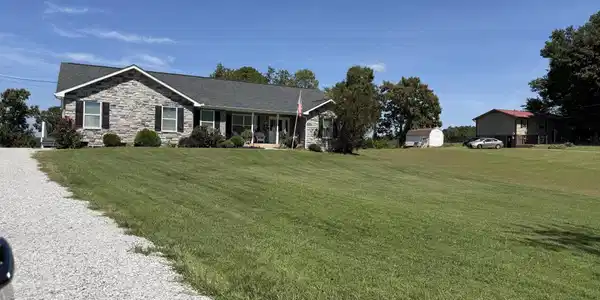 2812 Vicksburg Lane