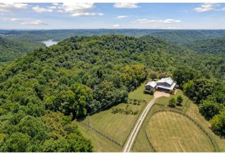 448 Dean Acre Ln