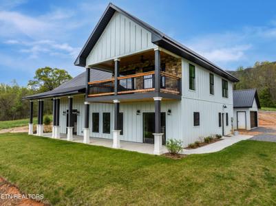 123 Moody Moon Ridge Way