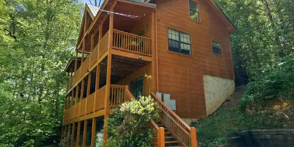 1346 N Baden Drive