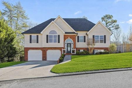 153 Hidden Oaks Drive