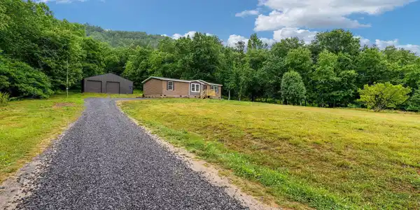 322 New Life Rd