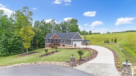 300 Dragging Canoe Drive