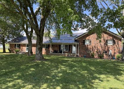 566 Clarence Finney Rd